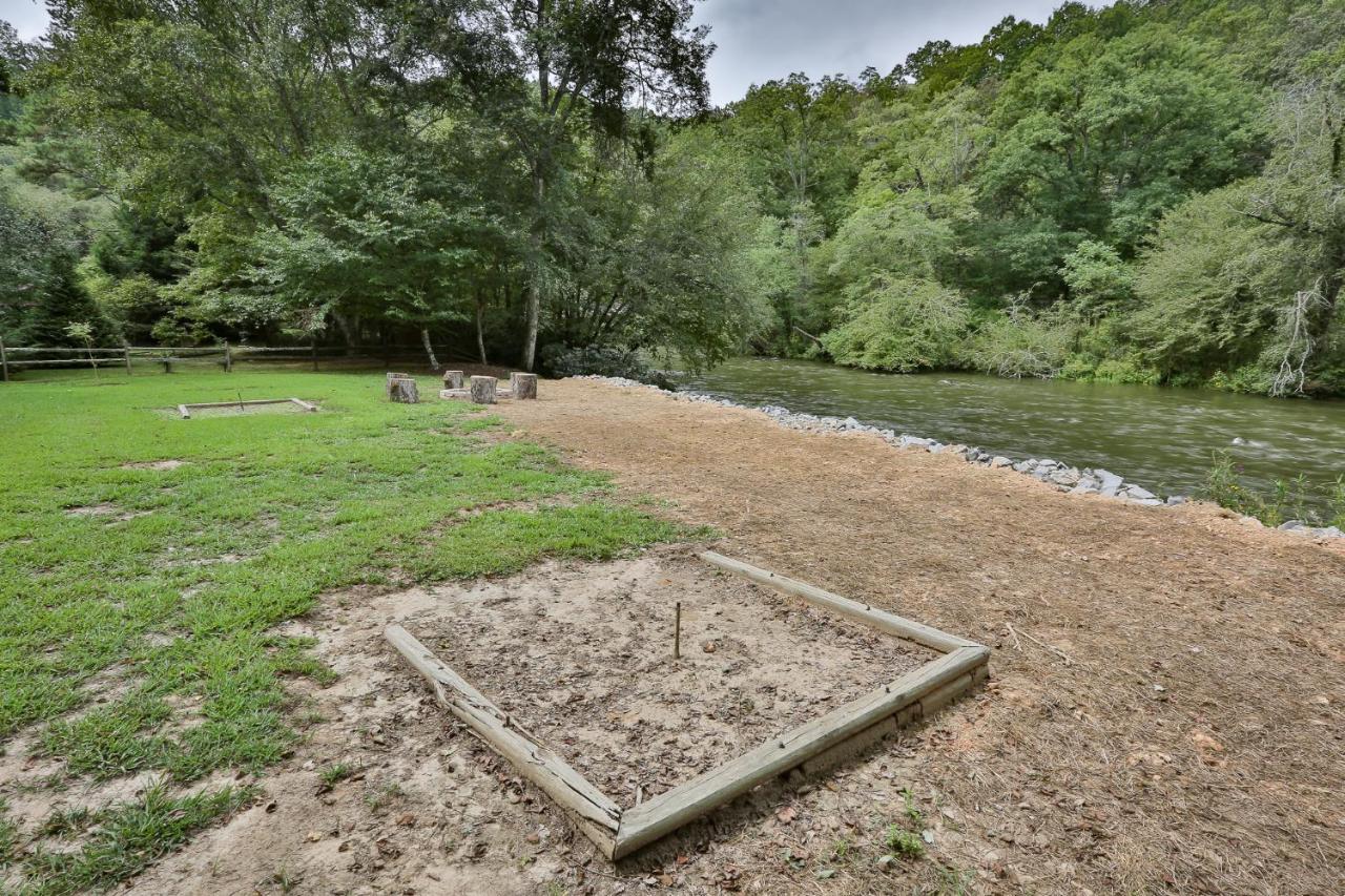 Heaven On The Toccoa Where You Will Enjoy The Sites And Sounds Of The Toccoa River Mineral Bluff Extérieur photo