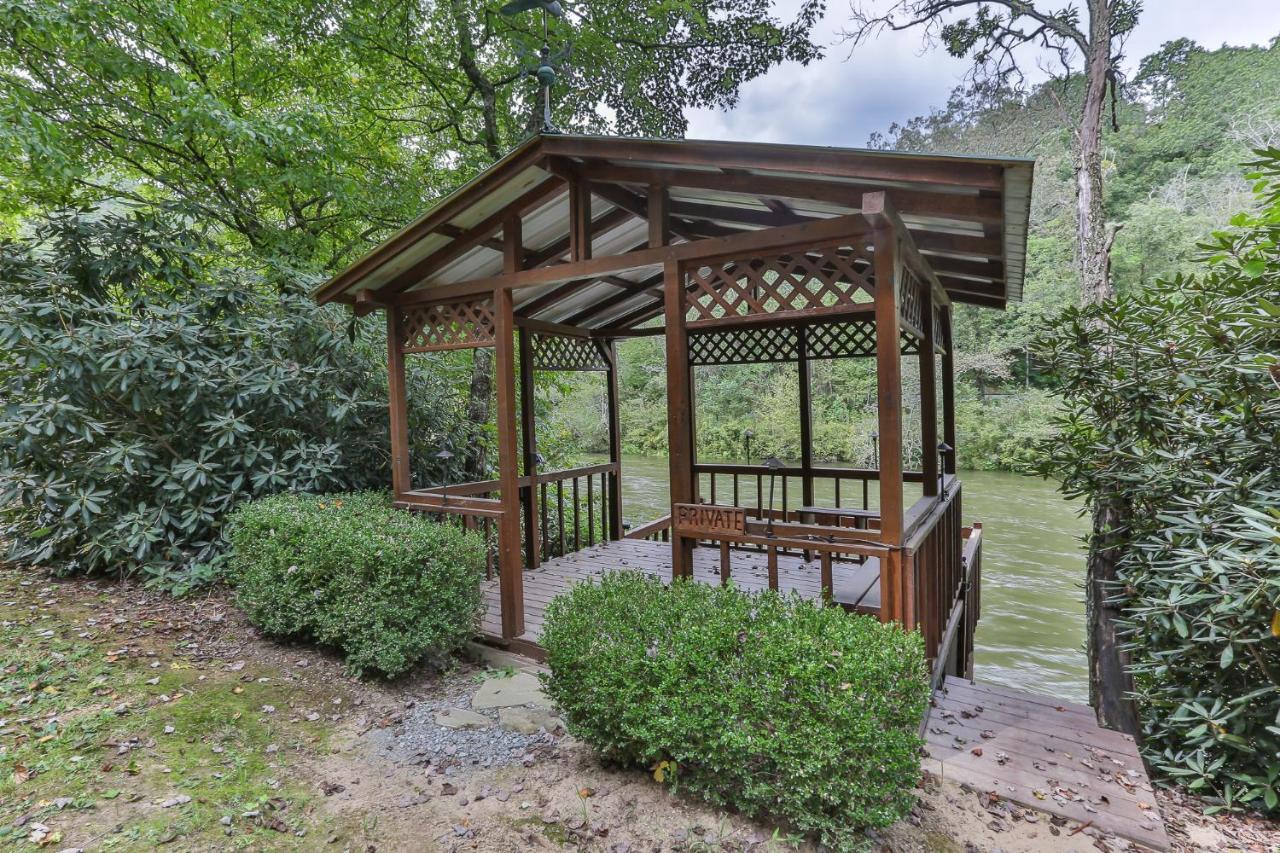 Heaven On The Toccoa Where You Will Enjoy The Sites And Sounds Of The Toccoa River Mineral Bluff Extérieur photo