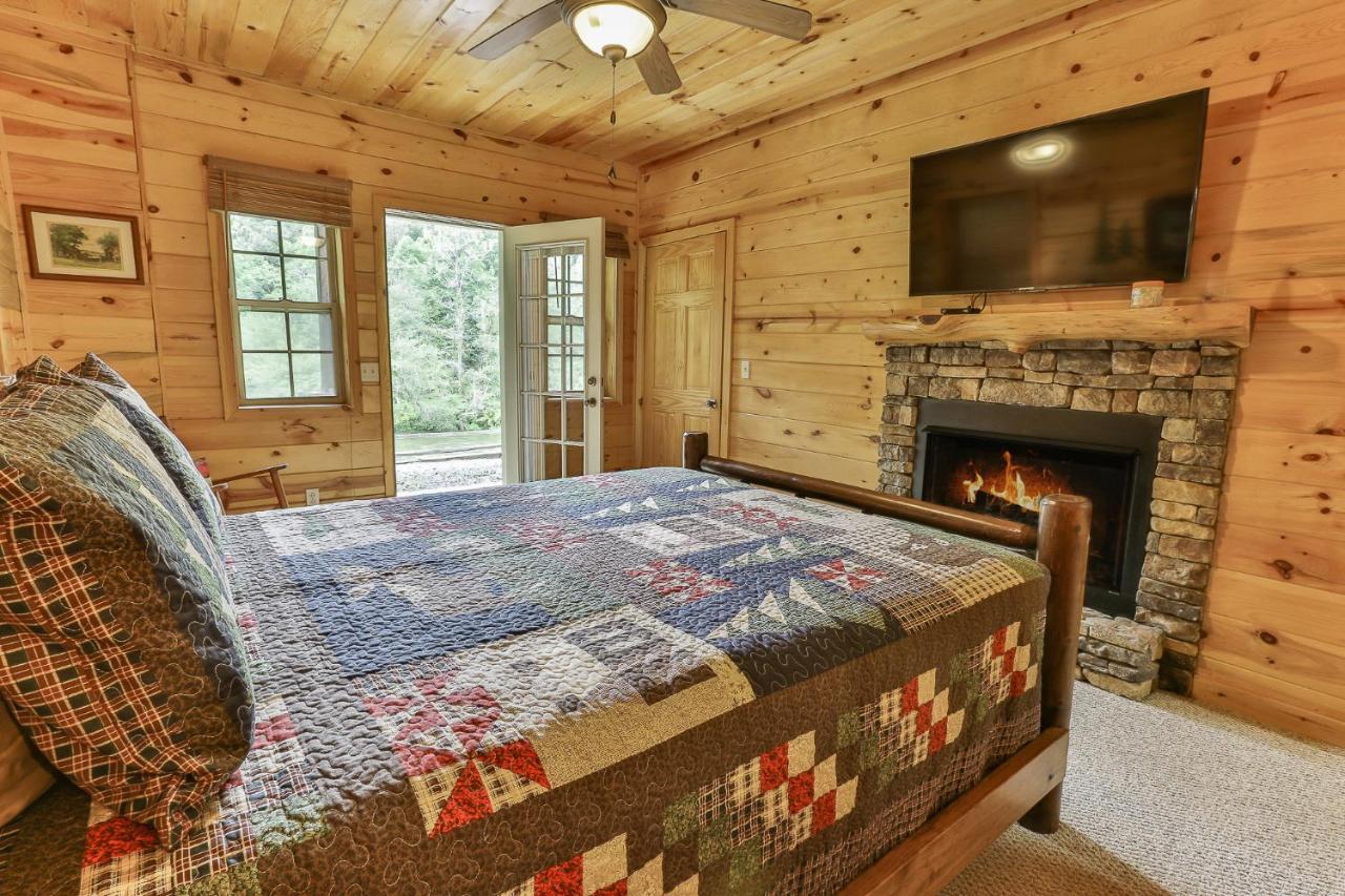 Heaven On The Toccoa Where You Will Enjoy The Sites And Sounds Of The Toccoa River Mineral Bluff Extérieur photo